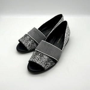 Black & White Open Toe Flats